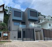 Casa para Venda, em Florianópolis, bairro Córrego Grande, 3 dormitórios, 4 banheiros, 3 suítes, 2 vagas